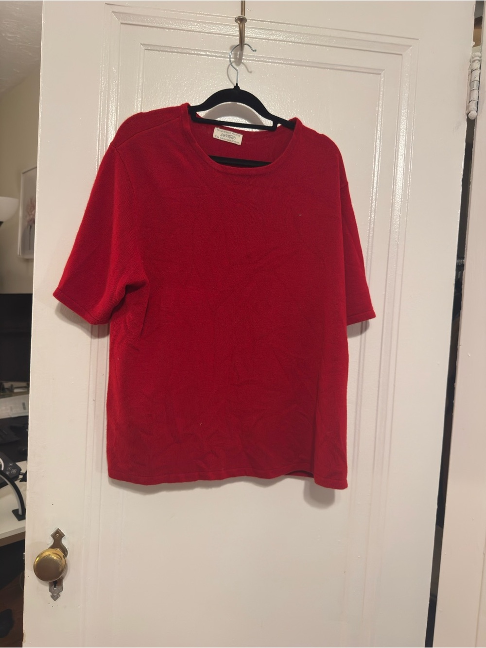 Classic lord and Taylor Red Short-Sleeve Tee